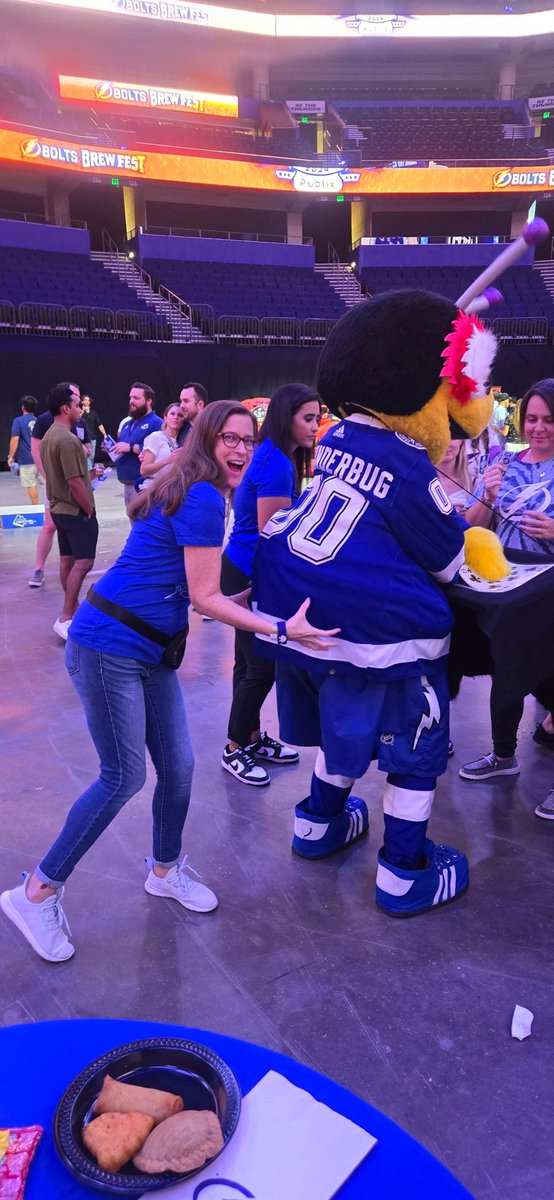 bcampbell1972's tweet photo. #boltsbrewfest https://t.co/rE6F6zebov