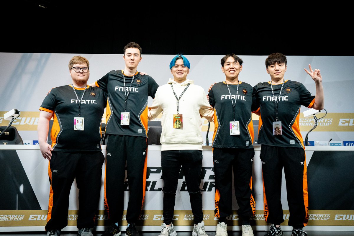 End of the run for <a href="/FNATIC/">FNATIC</a> TFT here. Extra heartbreaking because all of our series were close. We worked very hard, but we have no excuses. Sorry to the fans who cheered us on.

Coaching the best roster in TFT was such a blessing. It was an honor to rep the black &amp; orange 🖤🧡