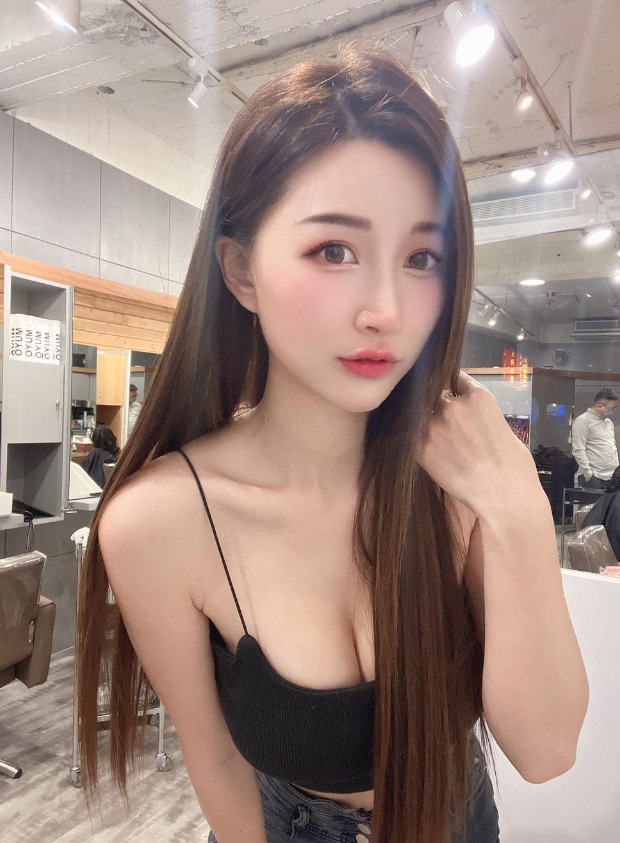 horydz's tweet photo. 七夕我的ㄋㄋ可以填滿你嗎🥰 https://t.co/A4yvVCmc66