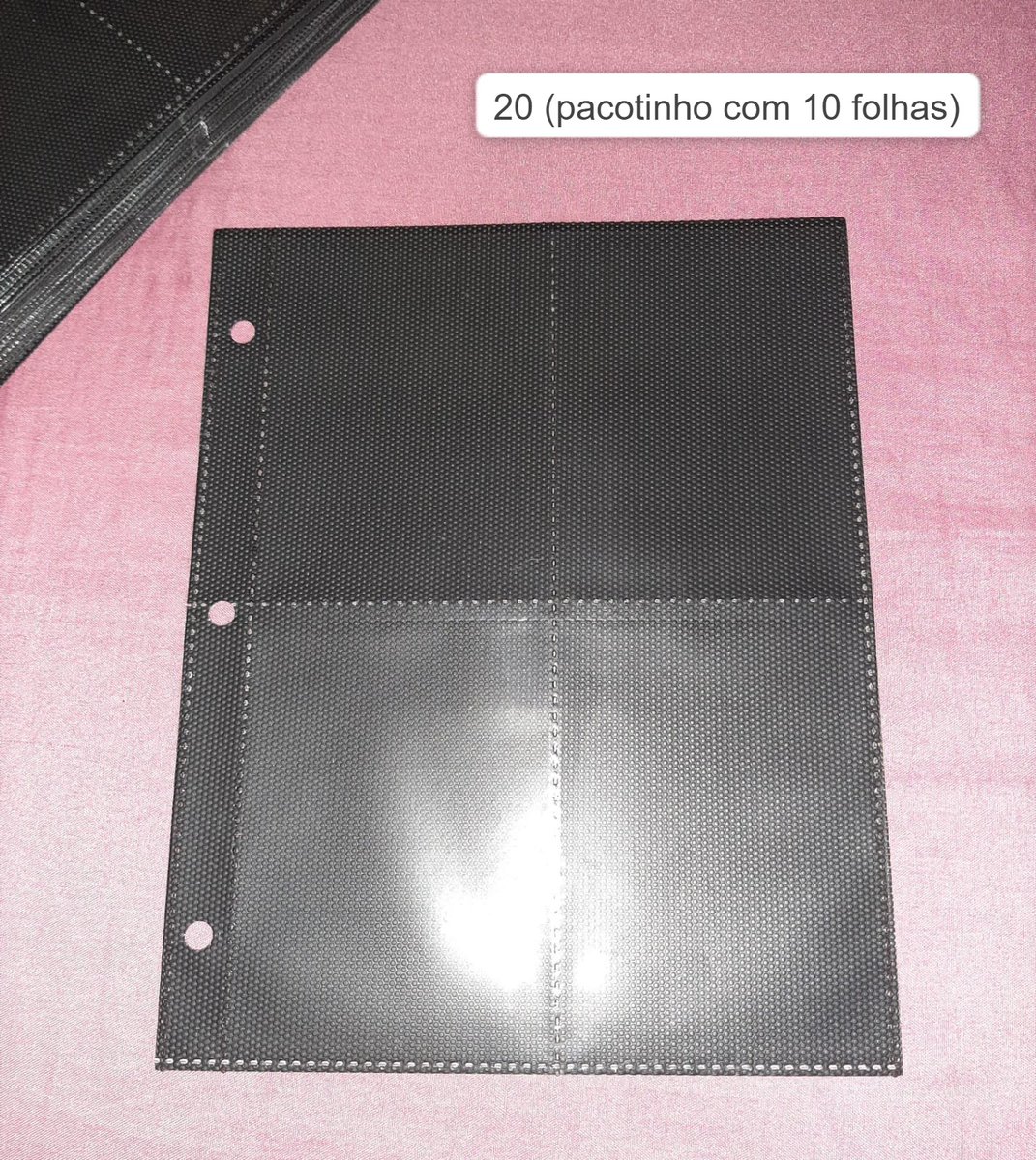 lariwings's tweet photo. *vendo / venda*

♡ folha preta binder a5
♡ shield rosa bebê 
♡ valores na imagem

° envio até sexta-feira 🌹 https://t.co/54xAAHNOON