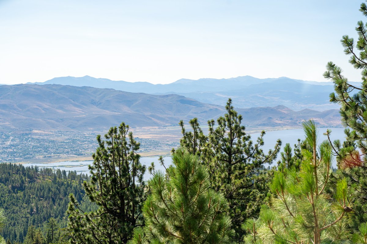 timventura's tweet photo. My photos of Mount Rose, the highest mountain in Washoe County, #Nevada at 10,785 feet. Only a short drive from Reno, and I caught a break as the view was mostly obscured by wildfire smoke from #Tahoe.
#MountRose #photography #landscape #art https://t.co/xnGELI6j83
