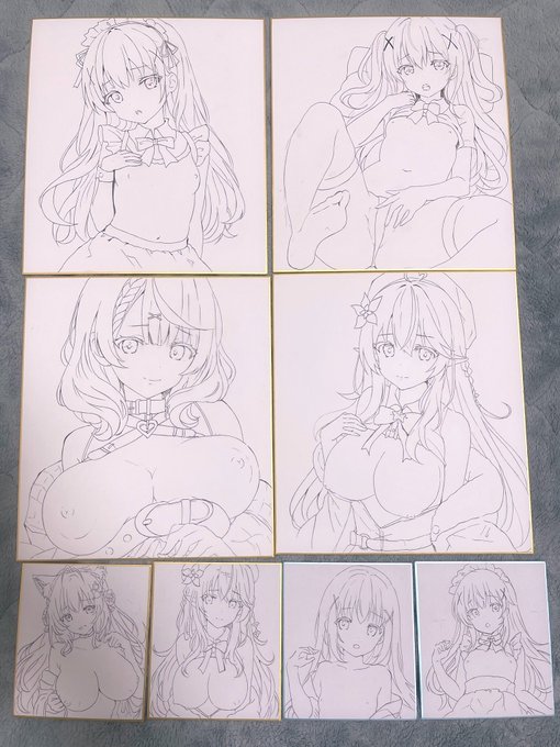 手描き色紙の線画。まだ色塗り終わって無いけど絵柄先に公開しておきます。もう明日なので!こちらトレーディングミニ色紙の当たり用ですー!ミニ色紙は直接袋に入れるので開けてからのお楽しみです!大色紙の方は当たり券が入ってます 