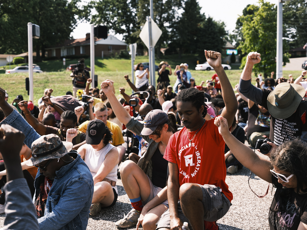 IShotGuyDebord's tweet image. A handful of photos from today&apos;s march from Normandy High School to Canfield Apartments on the 10th anniversary of Mike Brown&apos;s death at the hands of Ferguson police officer Darren Wilson. #mikebrown #ferguson