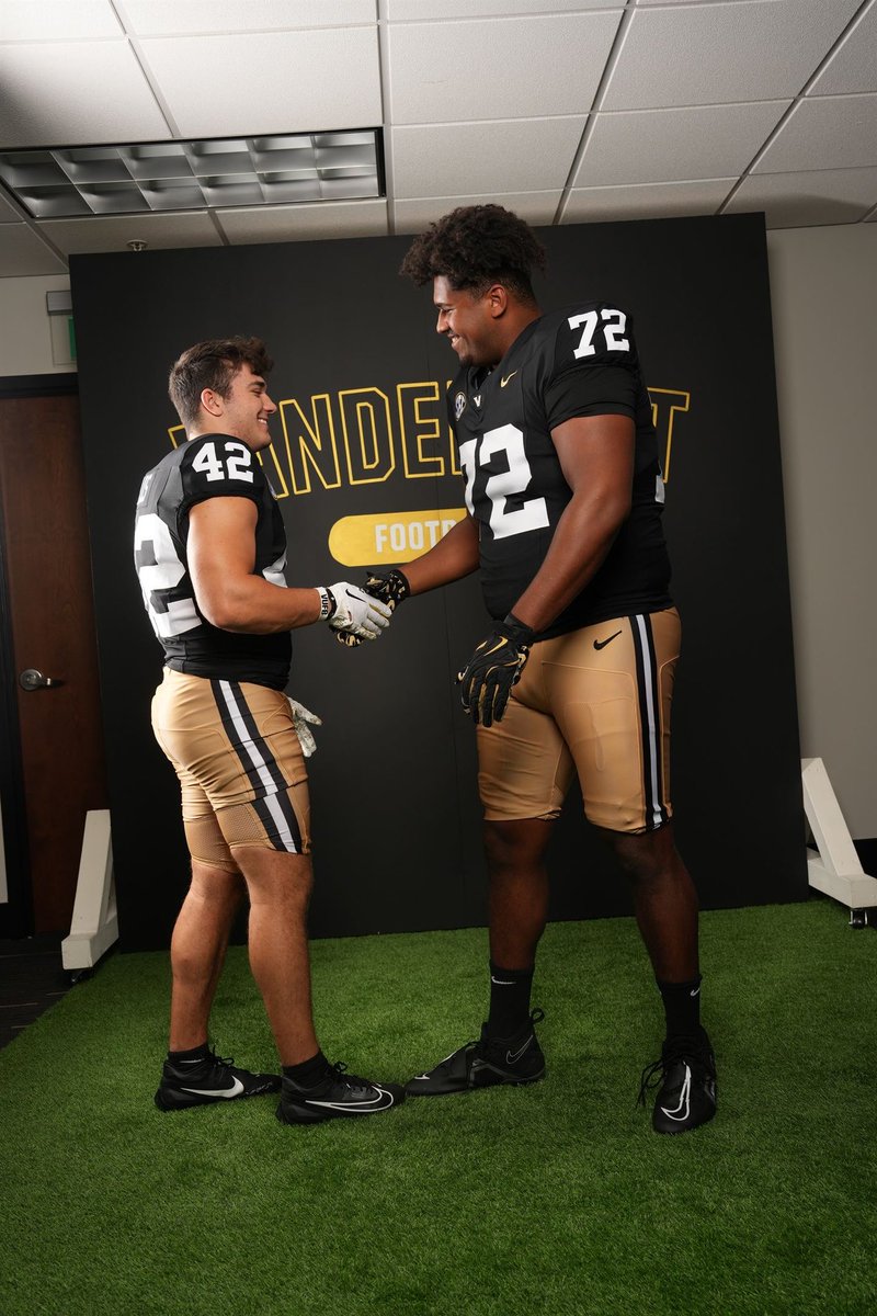 jake balis tweet media