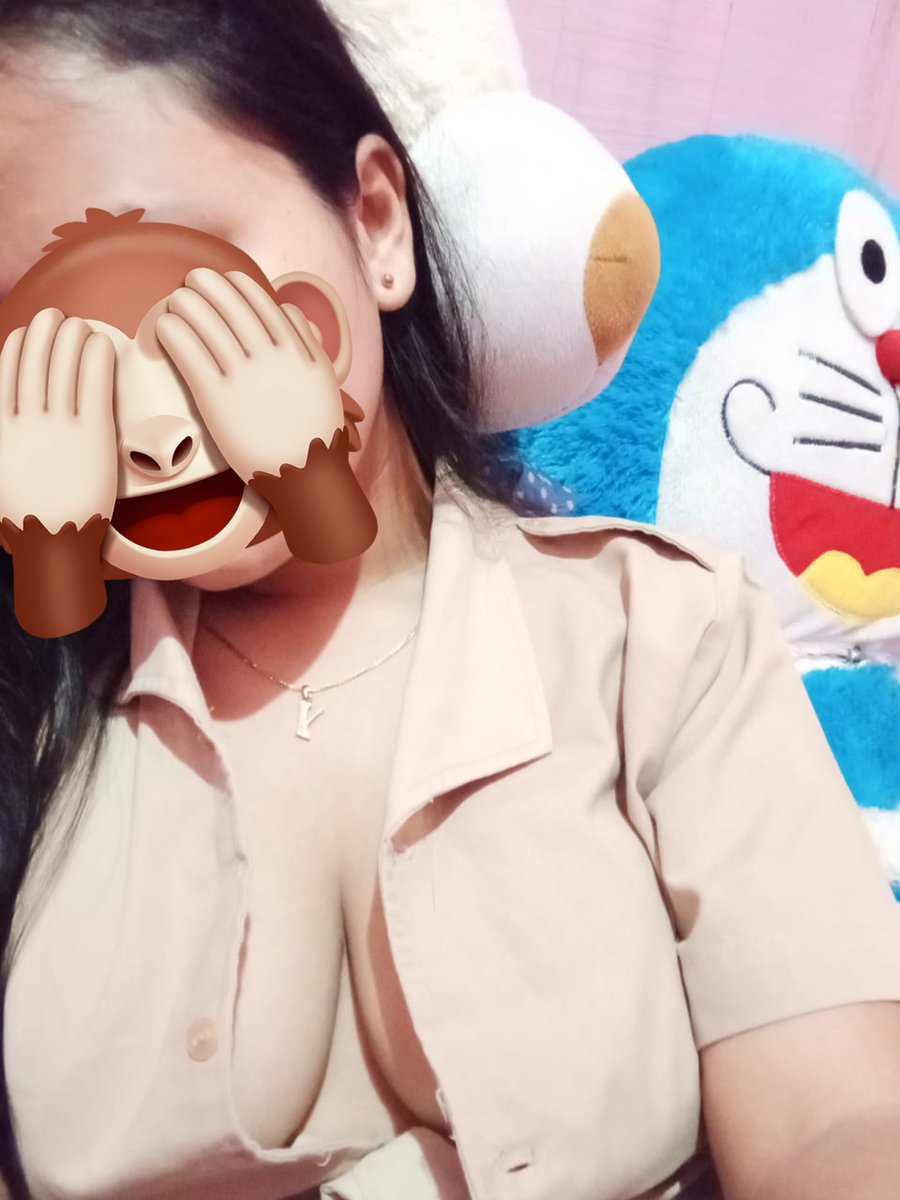 machaaa_31's tweet photo. #tobrut pap habis pulang sekolah https://t.co/xR7tGaIH2P