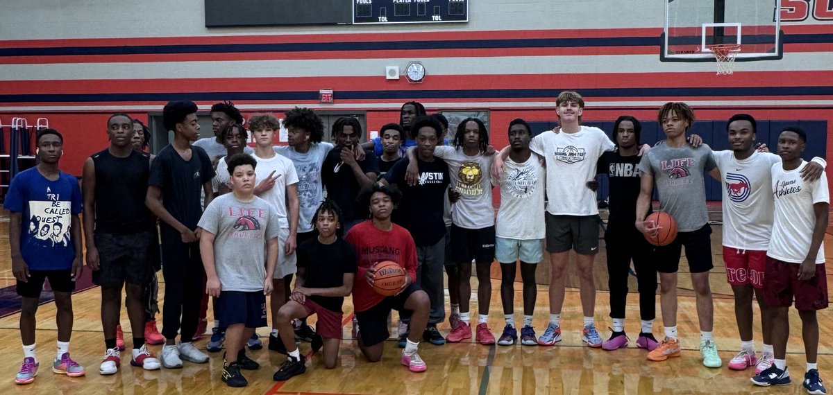 While You Were Sleeping, these guys got after it this morning!!
#Commitment