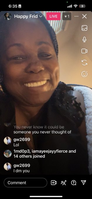 Trying to take photos of myself going live on instagram https://t.co/3HGV85lVhM<a href="/tag/wigginnoutradio"class="tags"><span>#wigginnoutradio</span></a><a href="/tag/explorepage"class="tags"><span>#explorepage</span></a><a href="/tag/charmschool"class="tags"><span>#charmschool</span></a><a href="/tag/charmschoolwestbaddies"class="tags"><span>#charmschoolwestbaddies</span></a>