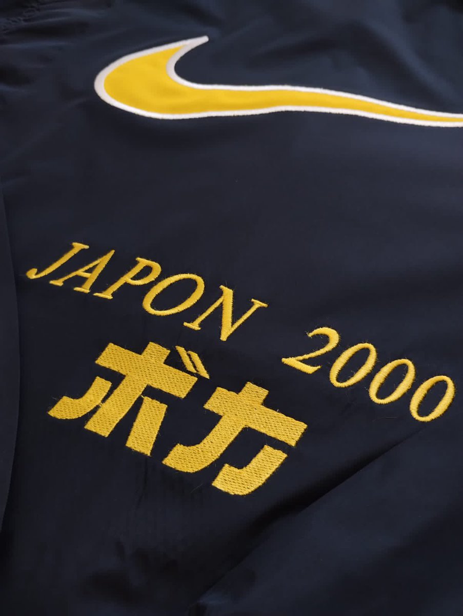 Si les parece linda esa belleza, imagínate conseguir la versión bordada 🚬