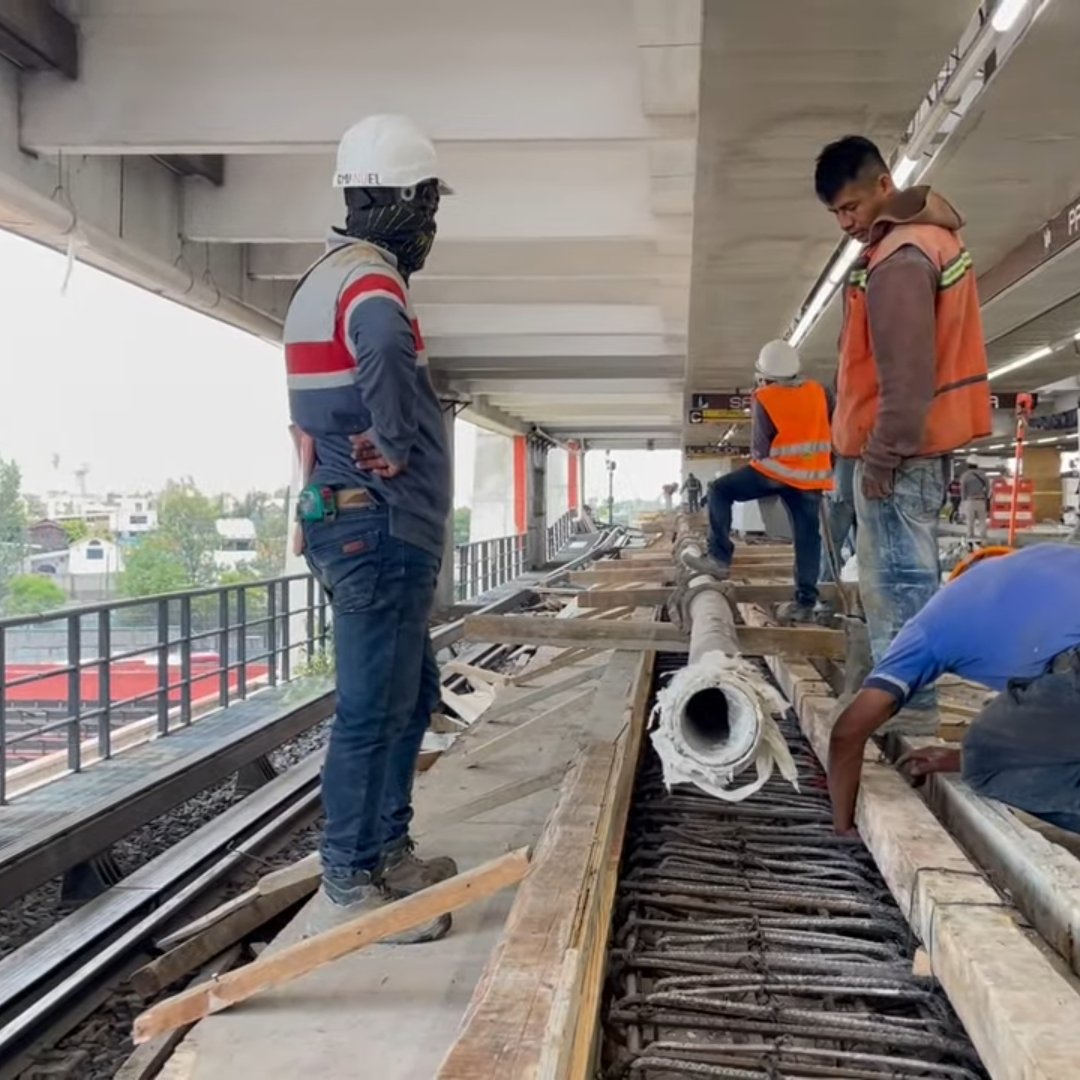 SntVTC's tweet image. ¿Está a punto de finalizar la renivelación de la #Línea9 del @MetroCDMX? Así avanzan con el tendido de vía, cableado de equipo electromecánico y modernización de las instalaciones de la terminal Pantitlán ¿Te gustaría ver un video de avances? ¿Cuándo crees que esté listo?