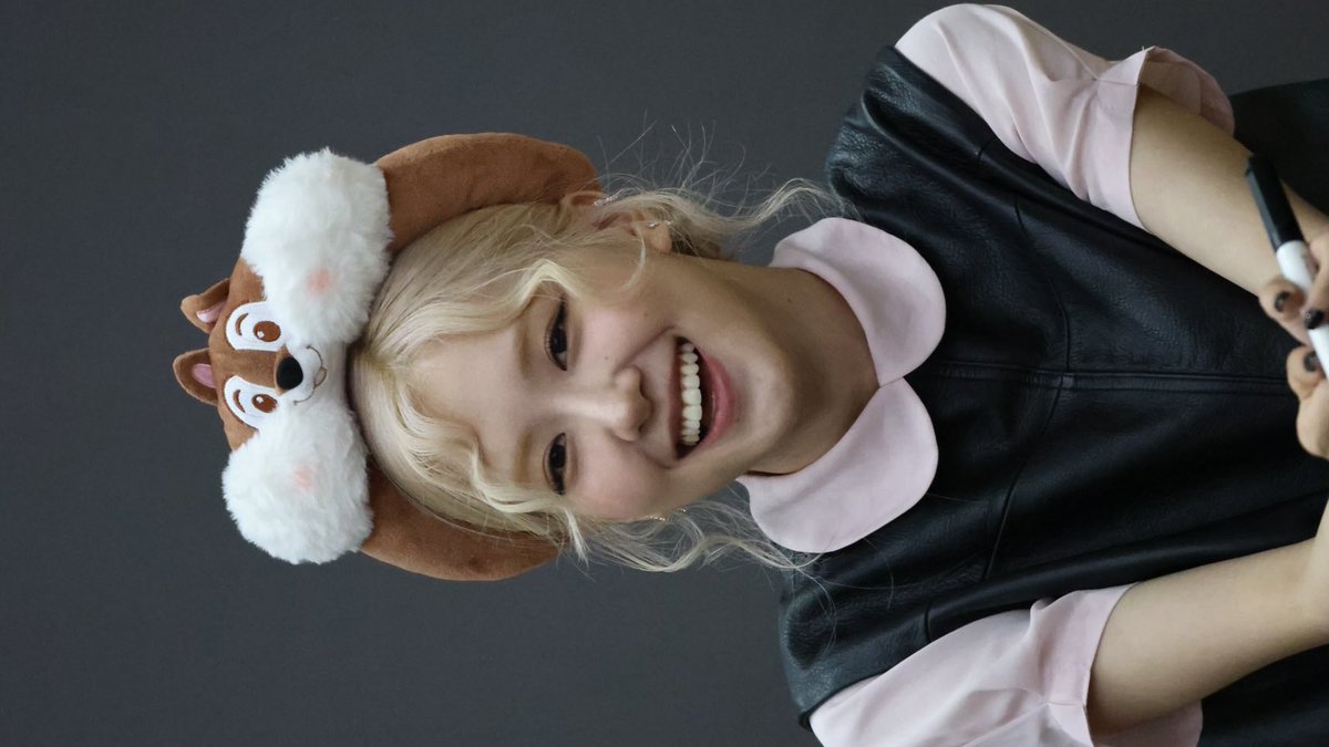 roseannepics's tweet photo. we’re gonna get everything we wanted in her upcoming album, im so excited and ready for you our rosé. we’ll always be here to support you🩵

ROSÉ NEW ERA COMING
#NewJourneyWithROSÉ https://t.co/AtABPgfB6N