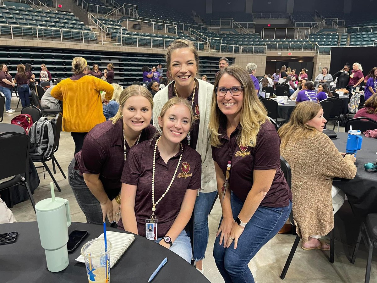 MrsViard's tweet image. Great morning spent with @BrianMendler!! Followed with some fun team building!! We have the best PTA! #hayeshawks