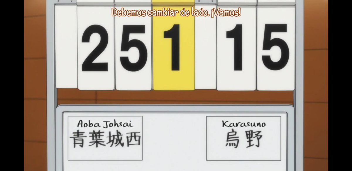 lord_rayne's tweet photo. ✨haikyuu anime capitulo 21: kageyama es sacado del juego remplazado por Sugawara, esto refresca la moral del equipo,Sugawara estuvo observando y sabe que el rematador de Aoba es lento y envia a hinata a bloquear pero Oikawa vuelve al turno de sacar y gana el 1er set. #Haikyuu https://t.co/YnlyMP2BnX
