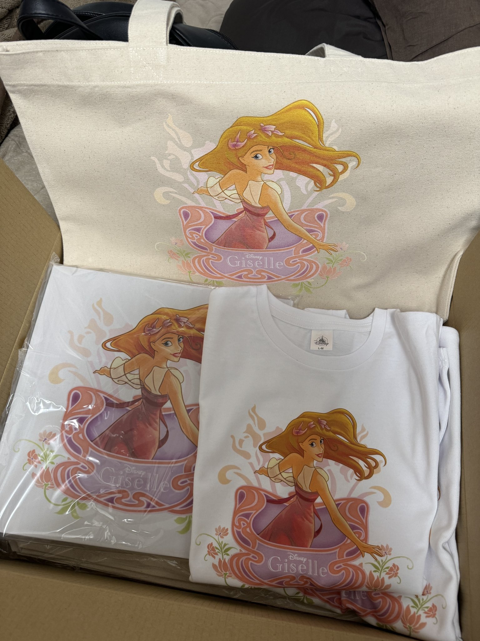 魔法にかけられて ピップ フィギュア ディズニー リス ジゼル グッズ