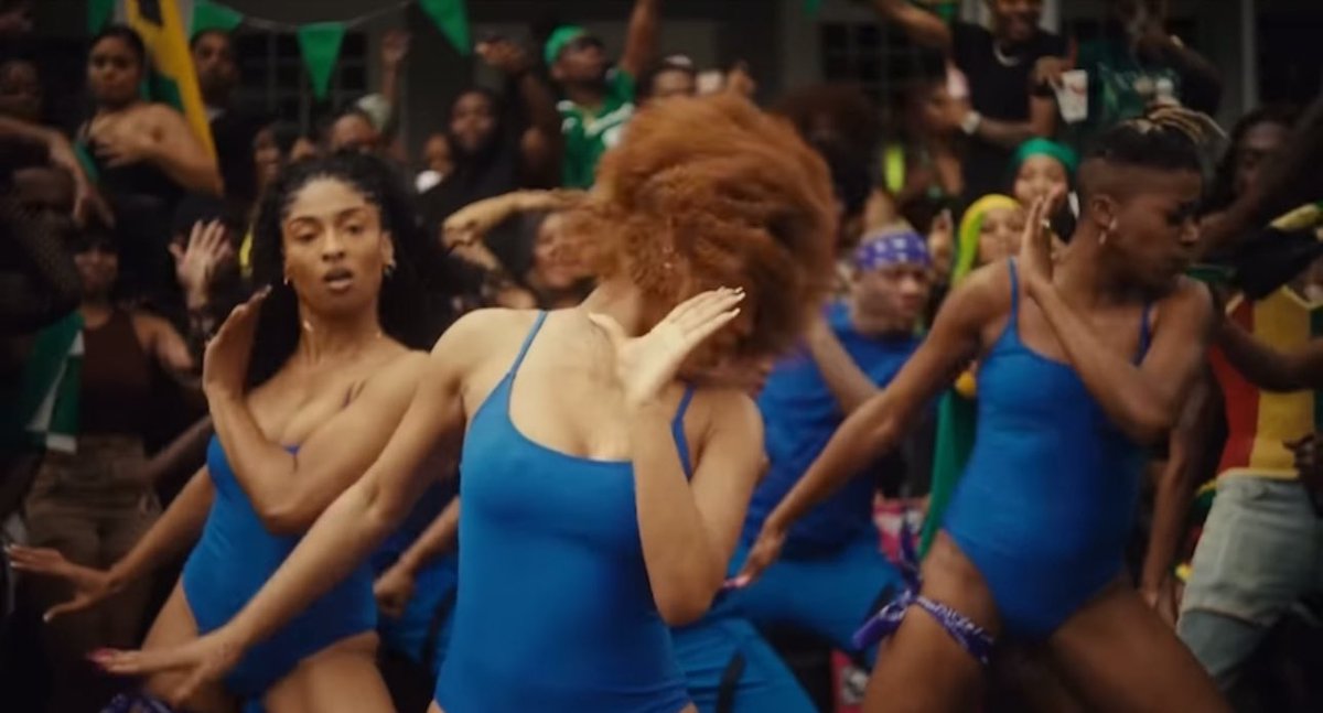 Don’t mind me I’m just hyped watching me dance in Spice’s new music video. 🦋🔥🇯🇲😆