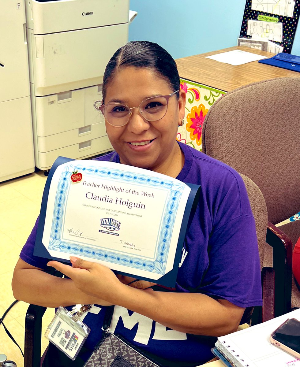 Teacher “Highlight of the Week”. Congratulations to Ms. Claudia Holguin 🙌🏻🎊🎉 Go Frank Macias 🦅 Eagles #YouMakeUs