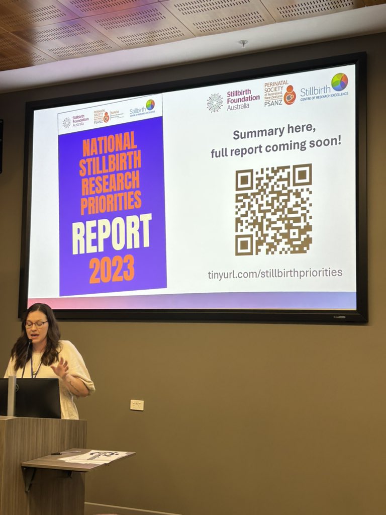 AdrienneOz's tweet photo. The amazing multitalented wearer of many hats @Kirstindal on #stillbirth #researchpriorities @CREStillbirth
#wavesofchange Link and QR ๐๐ป๐๐ป https://t.co/X0WWIvUbVU