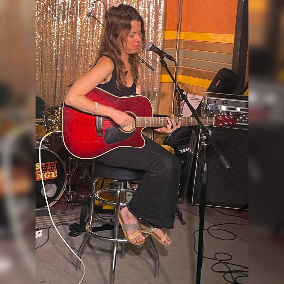 eo_ditty's tweet photo. I haven’t been keeping y’all updated… I didn’t mean to make you my #X. 😂 been busy gigging. 3 #allfemale shows last week 🍨complete w/ a sweet Lu in attendance as our 🌸🍒 on top #lucindawilliams https://t.co/VfS5Dpk1qd