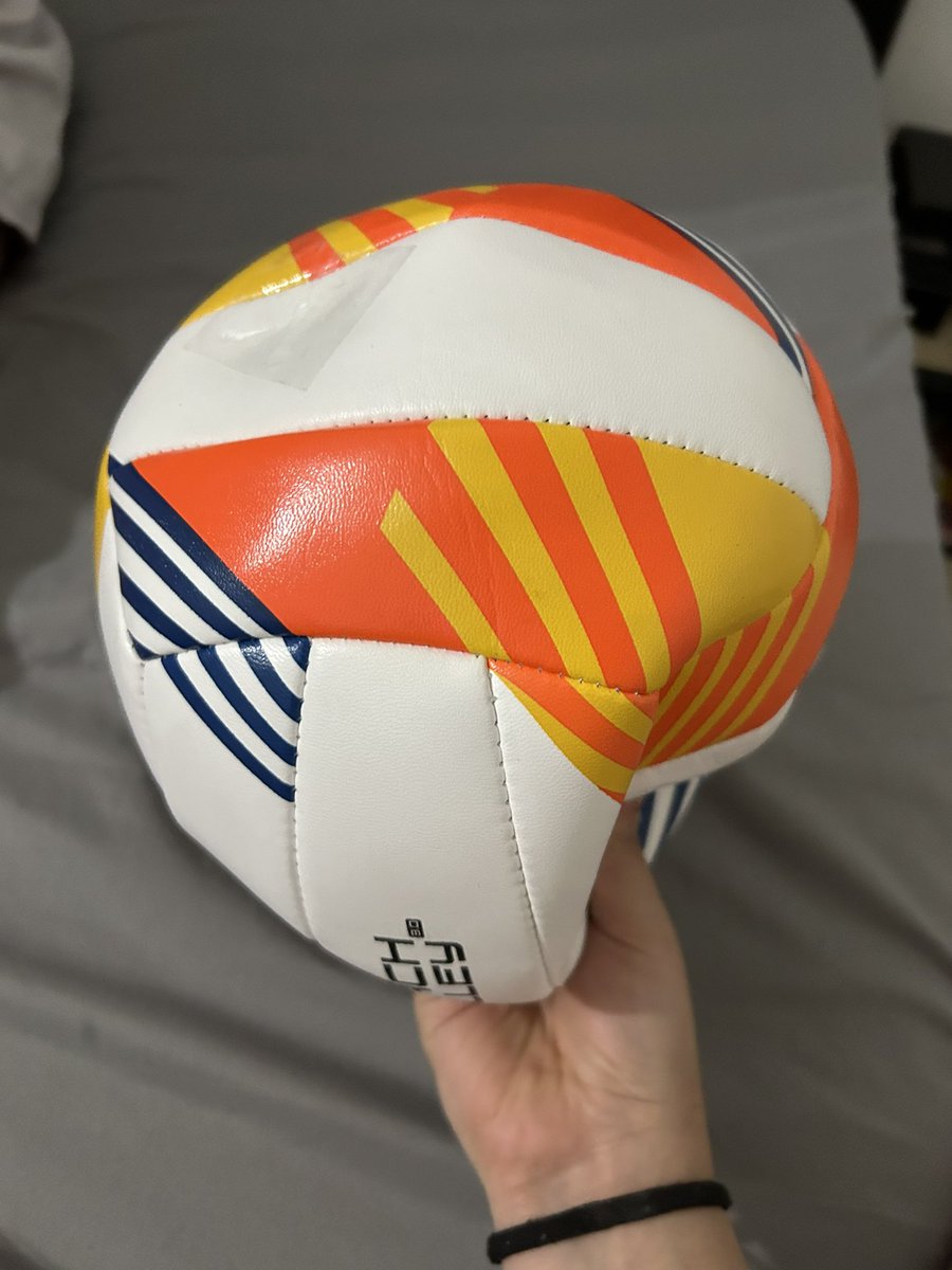 pikigus's tweet photo. lamento informarles que no me aceptaron en los #JuegosOlimpicosParis2024 . Es una triste noticia para todos mis fans. https://t.co/iUF9giskUu