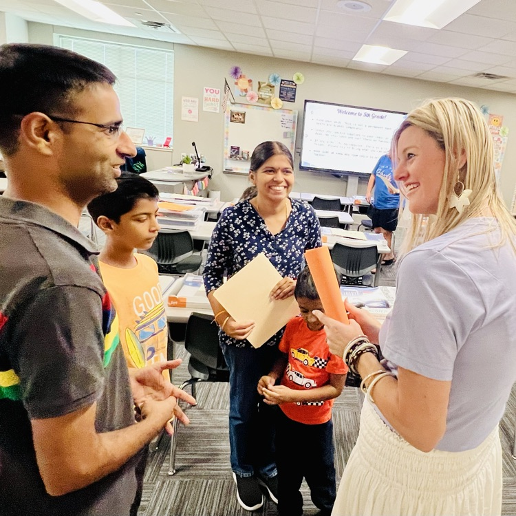 PISDJacksonElem's tweet photo. Our grand opening to Jackson families at our very first Meet the Teacher! https://t.co/pAwpinwHzc