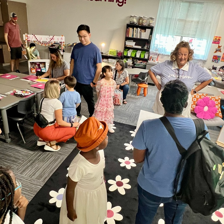 PISDJacksonElem's tweet photo. Our grand opening to Jackson families at our very first Meet the Teacher! https://t.co/pAwpinwHzc