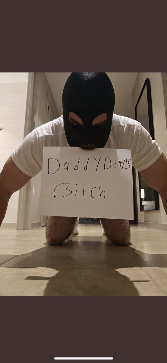 Look at this pathetic loser wanting to be exposed by daddy. Let’s see how long it stays up😈