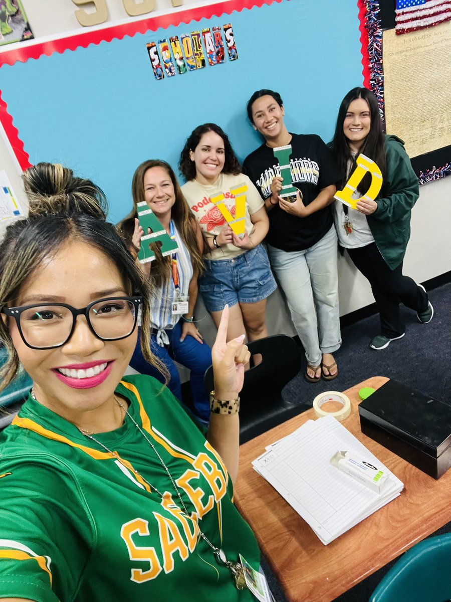 Atikah S. Osman, Ed.D. (@drosman_edu) on Twitter photo Had an amazing week getting back into our instructional practices here at <a href="/SaddlebackHS/">SaddlebackHS</a> 💚💛So excited for the new year 🎉Ready for you- Monday! <a href="/SantaAnaUSD/">Santa Ana USD</a> Had an amazing week getting back into our instructional practices here at <a href="/SaddlebackHS/">SaddlebackHS</a> 💚💛So excited for the new year 🎉Ready for you- Monday! <a href="/SantaAnaUSD/">Santa Ana USD</a>