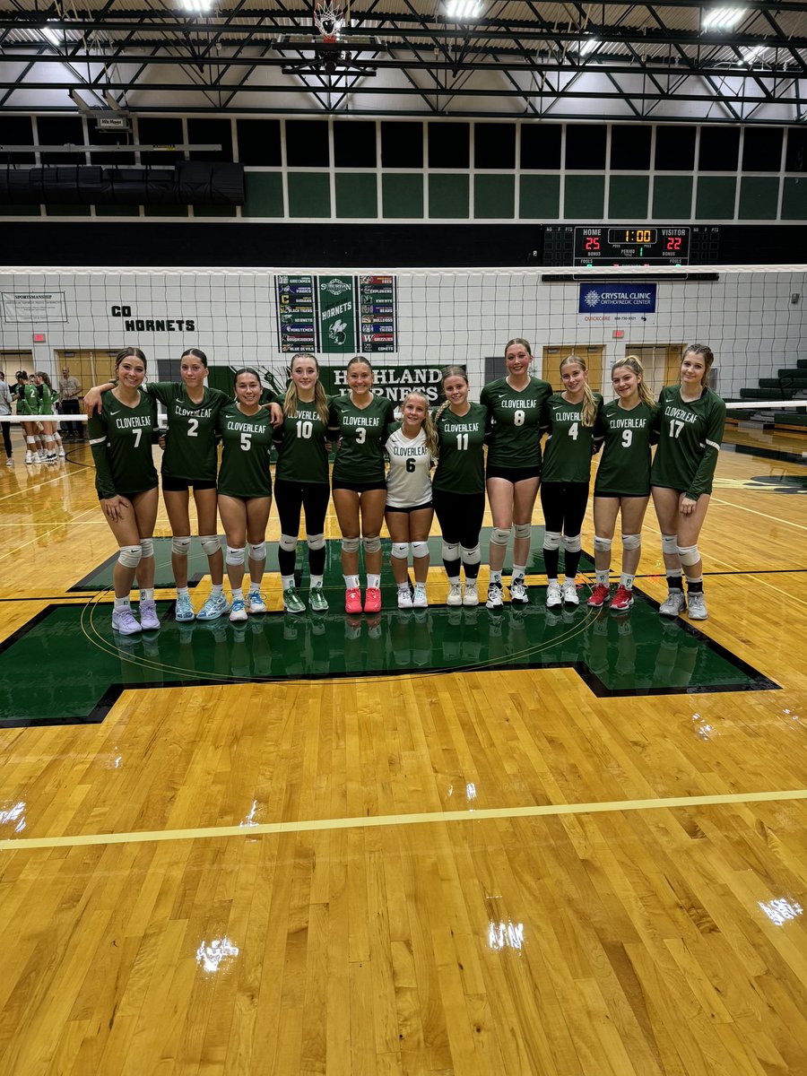 Cloverleaf Volleyball tweet media