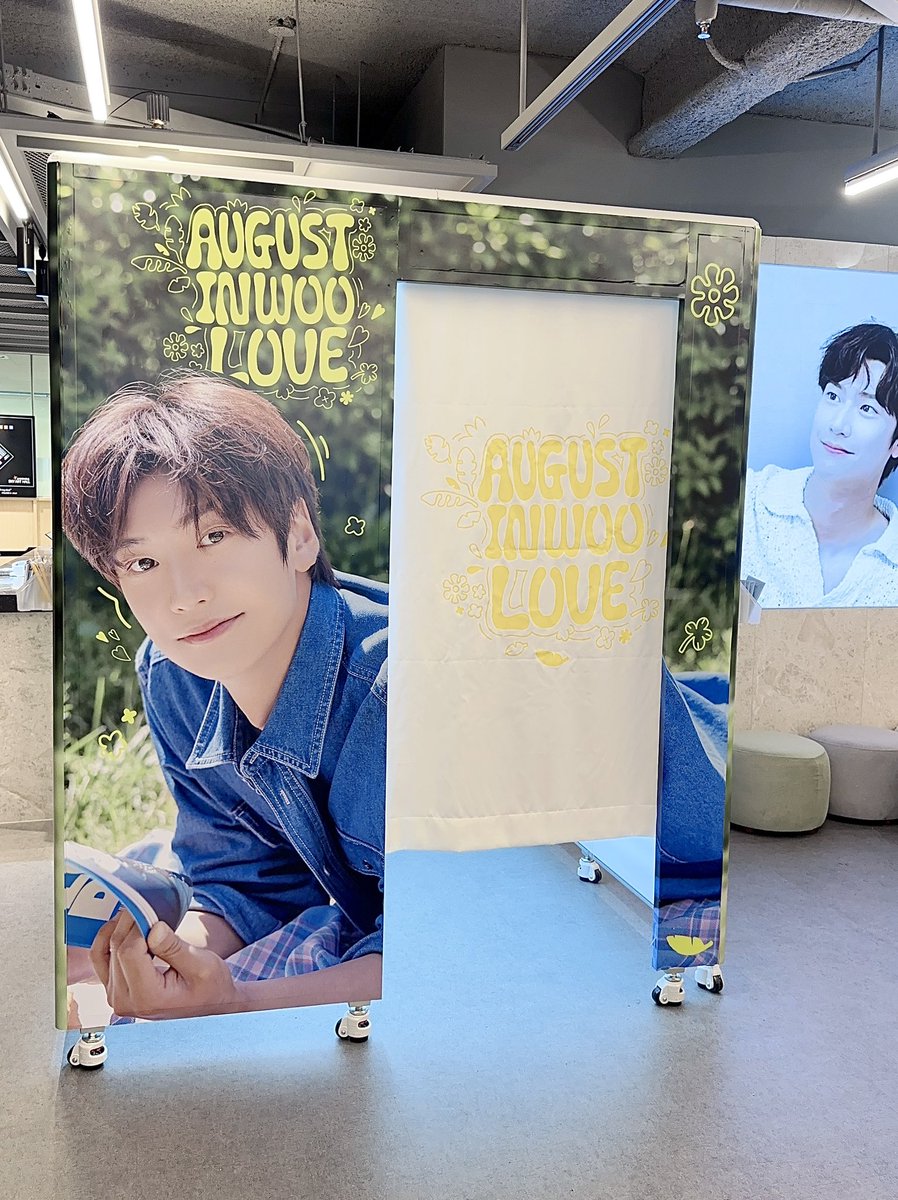 2024 NA INWOO 1ST FANMEETING <August INWOO Love>
포토시그니처 팬미팅 현장부스가
오픈되었습니다!✨

#나인우 #NAINWOO
#누룽지 #NWOORUNGJI
#AugustINWOOLove
#포토시그니처 #photosignature 
#포토프레임 #위드프레임 #네컷사진 
#한정판프레임
