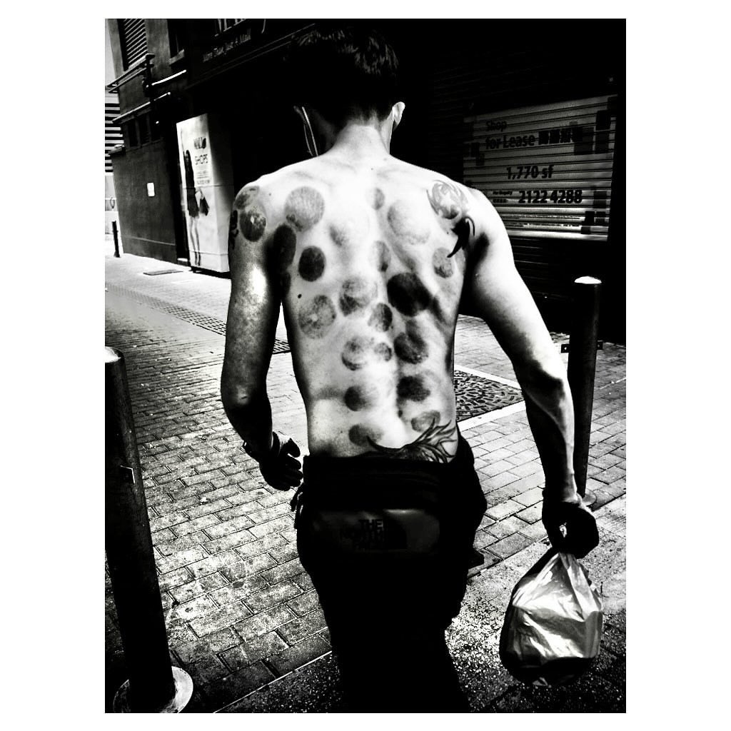 hkmasquerade's tweet photo. 2）

With my near-daily shooting habits, I’ve amassed an extensive photo collection over the years. While I had many horizontal shots in that collection, my first book ”Sparks“ in 2015 was a compilation of vertical black and white images, expressing my curiosity about the world through that particular photographic style. I made the decision not to reprint it once it sells out.