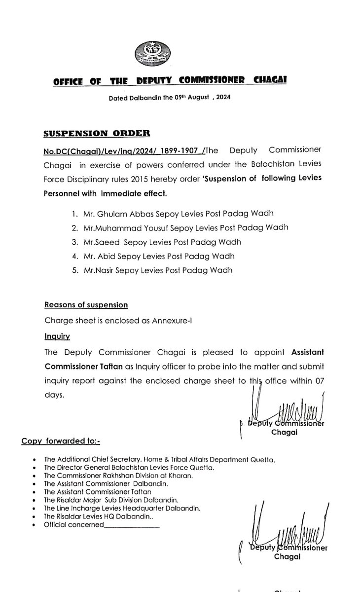 TheChagaiPost's tweet photo. Dalbandin: Following social media reports of torture and illegal detention of a Zamyad driver at Padag Levies Checkpost, Deputy Commissioner Chagai has suspended 5 Levies sepoy and ordered an inquiry. No high ranked officer was suspended yet. #Chagai #HumanRights #LeviesForce https://t.co/CK1r34zbf3