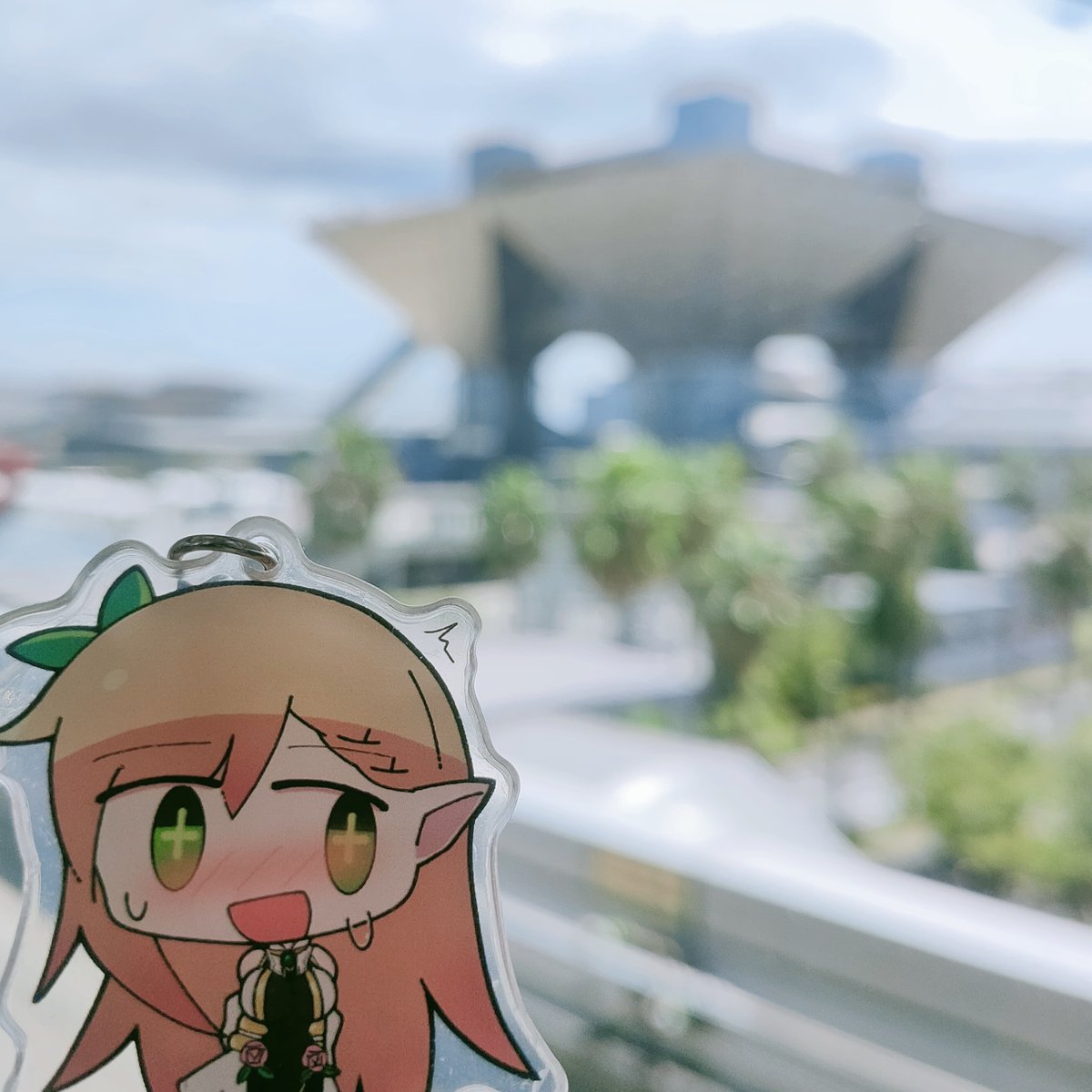 072Project's tweet photo. あ……あれは……ビッグサイト⁉️
Is that.... Big Sight!?

#オナプロ #C104 #コミケ104 #072Project https://t.co/JWVE3FGnZt