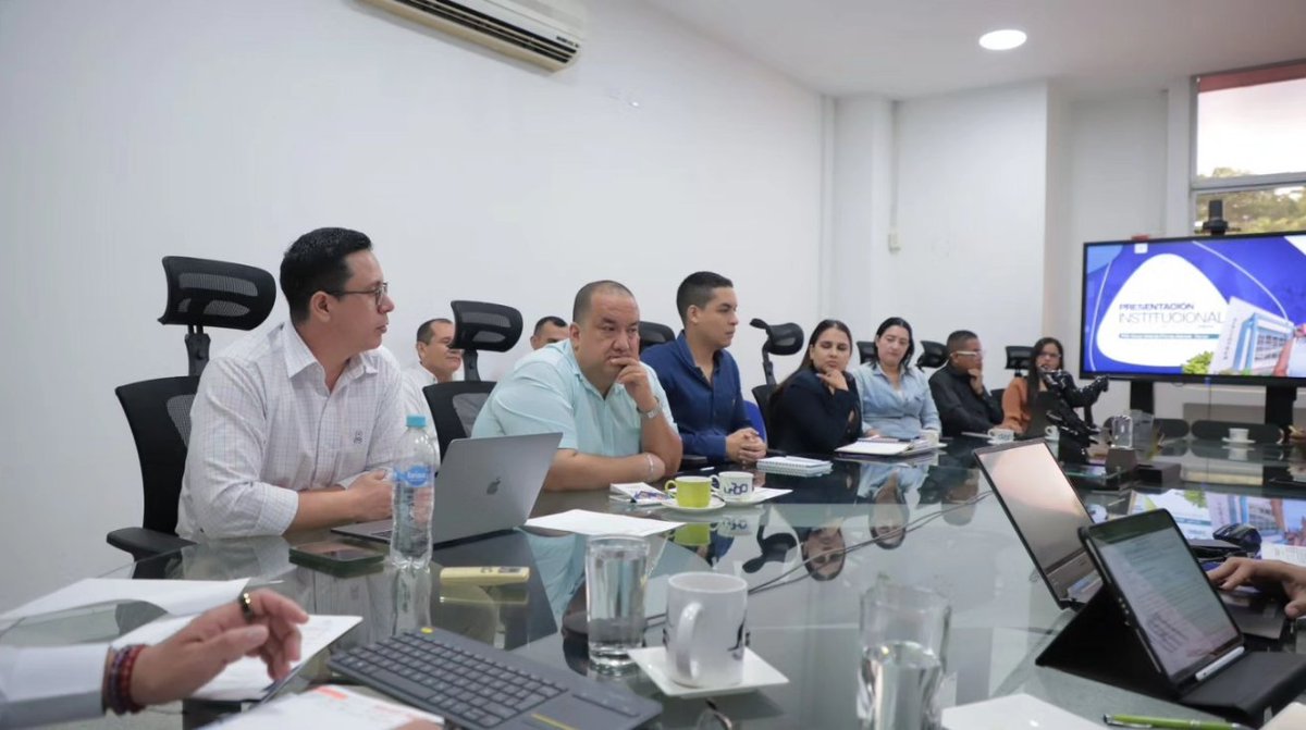 oscaropa's tweet photo. Con éxito se cumplió la auditoría de seguimiento que le otorgó a #UNIPAZ la renovación del certificado NTC ISO 9001:2015 – ICONTEC por 1 año más, en los diferentes procesos que conforman el Sistema de Integrado de Gestión y Aseguramiento de la calidad. https://t.co/DQvHbATu2k
