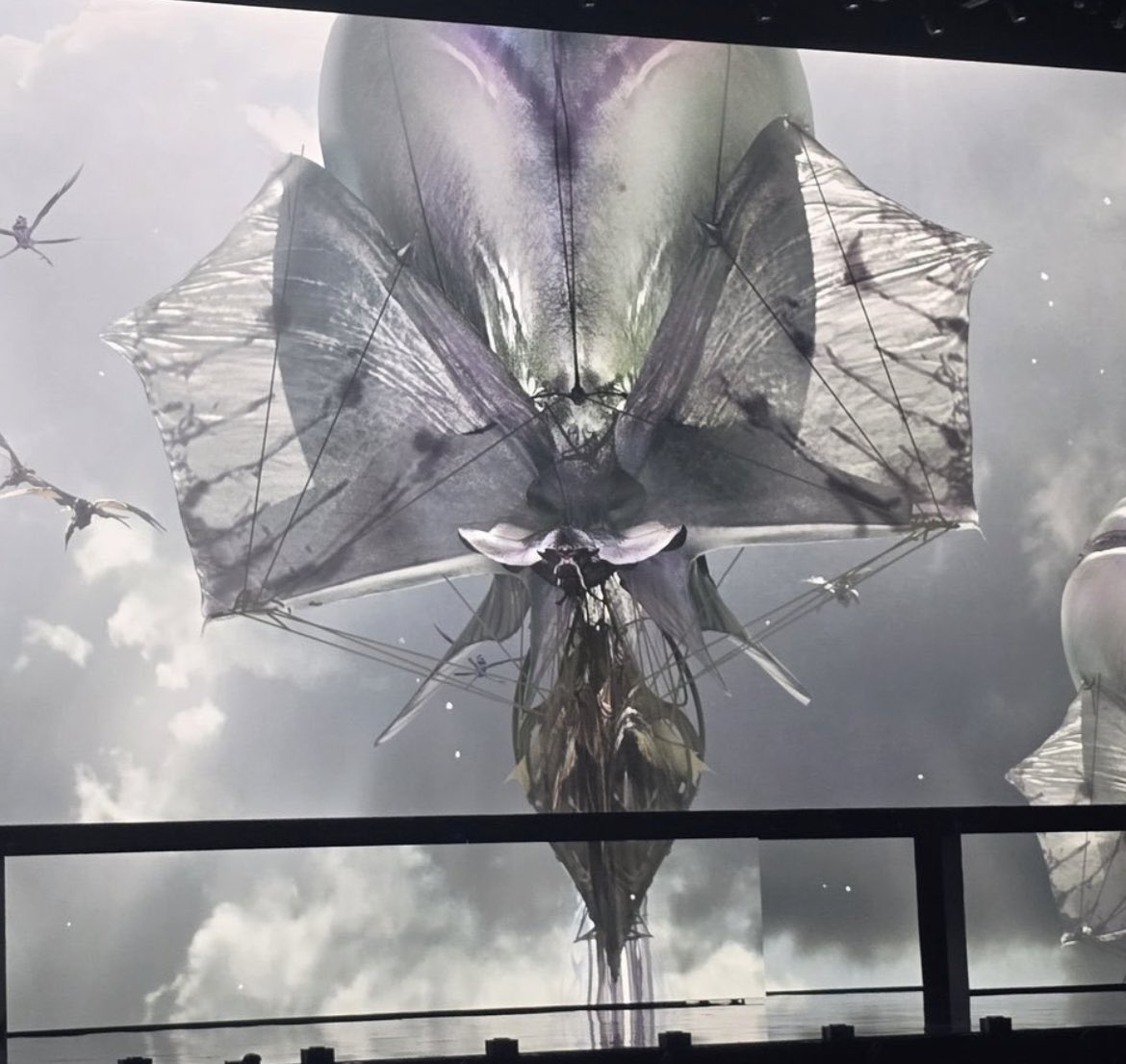 No way the Ash Clan killed a Medusa and turned its ass into a sail for there floating ship 😭✨
