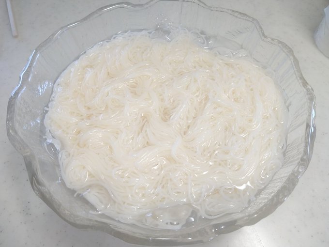 そめーん! ツユは初めて使う辛いやつ。(゜д゜)ンマーイ! 