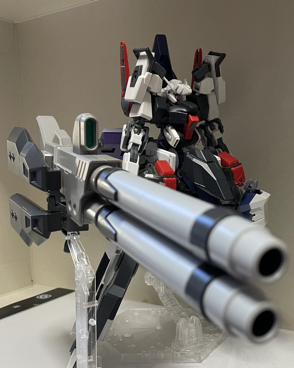 EXAMluchs's tweet photo. #ガンプラは自由だ
#ガンプラはどんな自由な発想で作ってもいいんだ
#CE80
デストロイⅡ形態も近い。
アウフプラールModC.E.75はこの配置で行こうかな。 https://t.co/lbpITVhfza