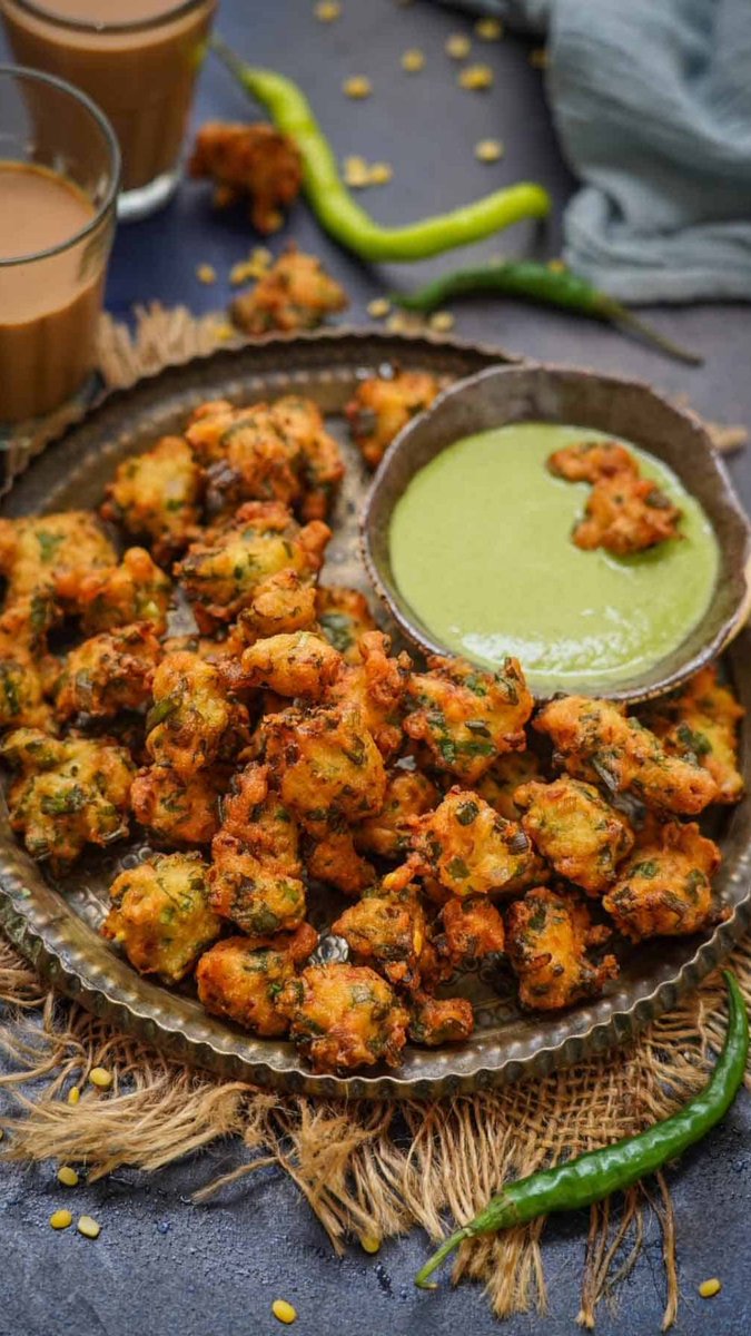 In Pics: #Indore Street Food Special: From Piping Hot Moong Bhajiya To K-Drama-Inspired #ramen  Bowl, 7 Best Places #Foodies 

freepressjournal.in/ampstories/ind…