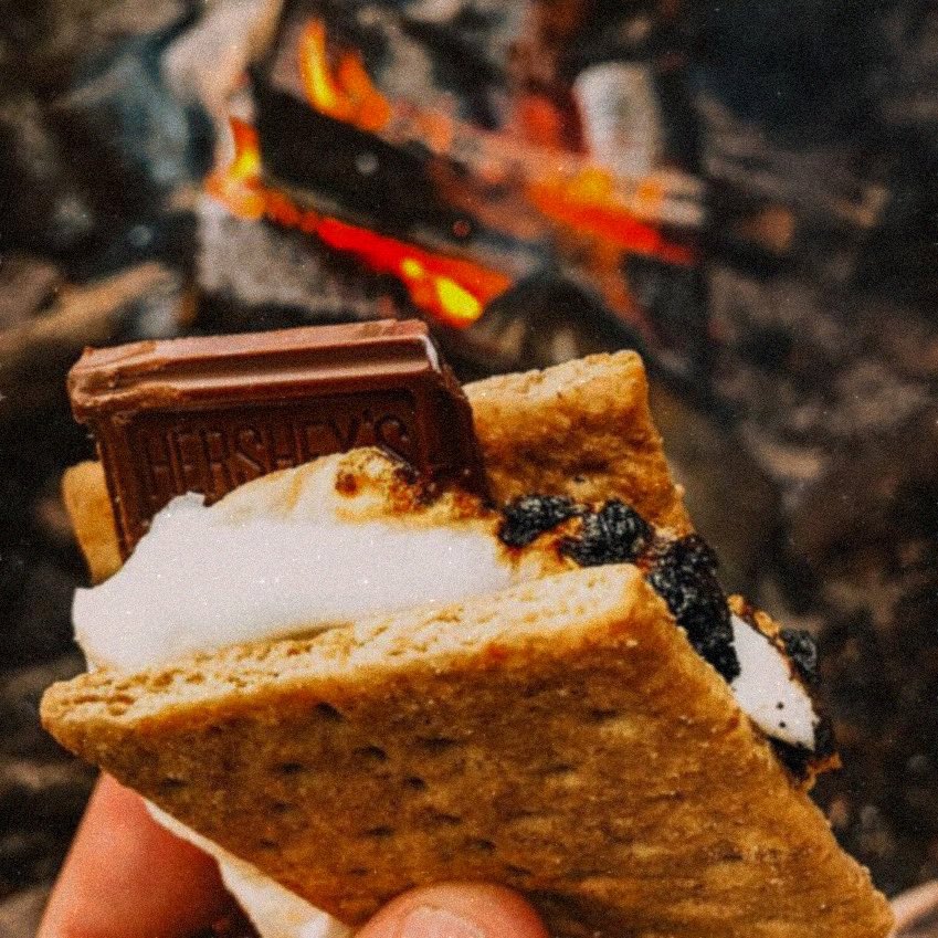 sumpristyle's tweet photo. Let’s get those marshmallows roasted! Using Sumpri Marshmallow Roasting Sticks 🍡💯😊

Here’s the link: https://t.co/pj7Kr1OOxf

#sumpri #marshmallow #roastingsticks #smores #outdoors #camping⛺️#fyp #campingtools #hikingadventures👣 #CampfireFun #SmoresKit #tentcamping #outdoor https://t.co/0r2vJ33l82