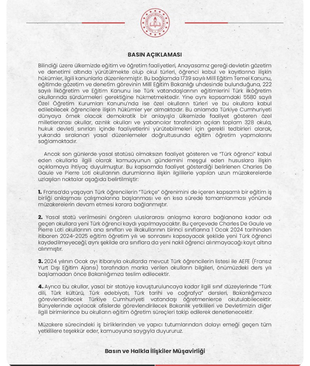 💢HA ŞÖYLE FRANSA..HİZAYA GEL..

💢Milli Eğitim Bakanı Yusuf Tekin’in ısrarı sonuç verdi, Türkiye’de faaliyette olan Fransız okulları Türkiye yasalarına uygun hareket edecek…

💢Milli Eğitim Bakanlığı:
Son günlerde yasal statüsü olmaksızın faaliyet gösteren ve "Türk öğrenci"