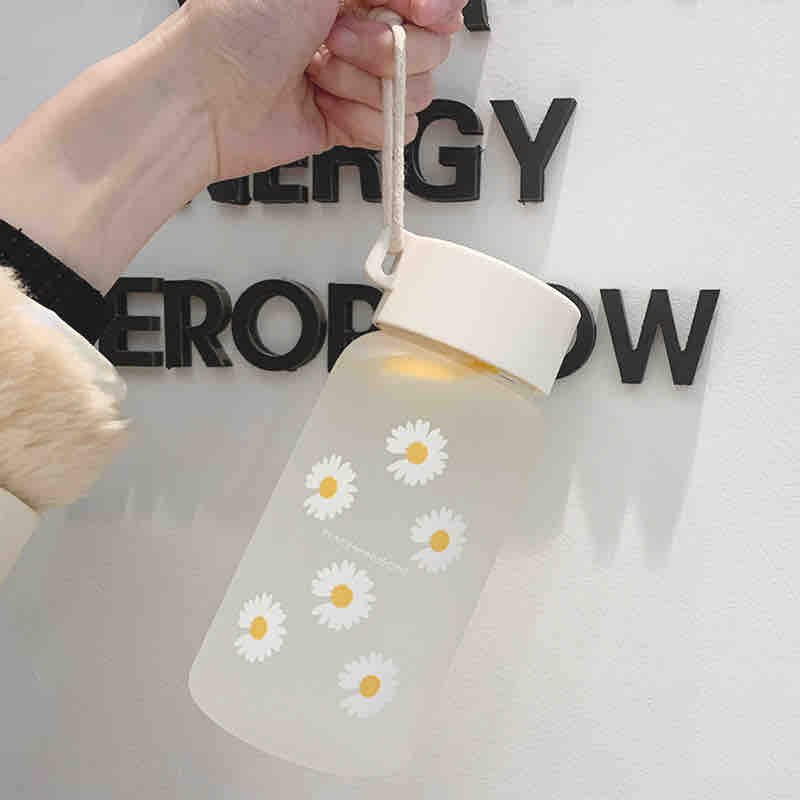 My_Bloom_Chic's tweet image. Daisy frosted water bottle 
5500 naira