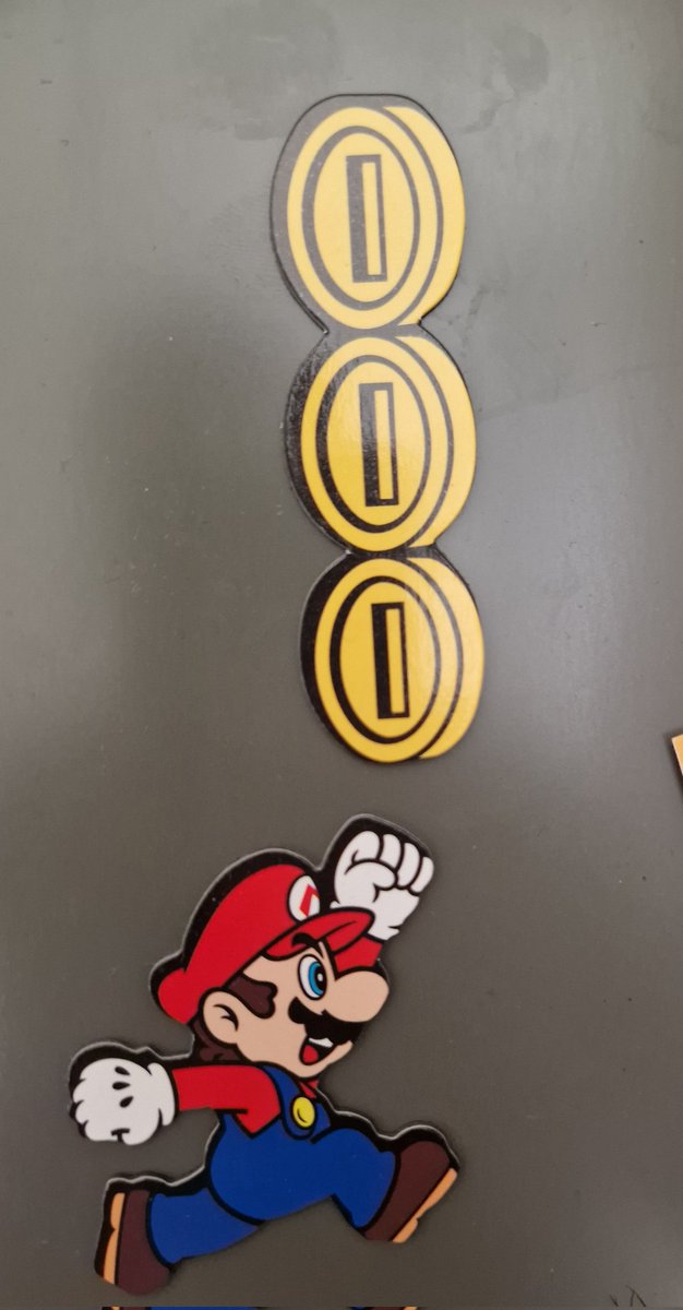 LHdeB's tweet photo. @JumboSupermarkt ik deed mijn koelkast upgraden, want stroopwafels voelen als een extra leven https://t.co/ZHGAhNM8nc