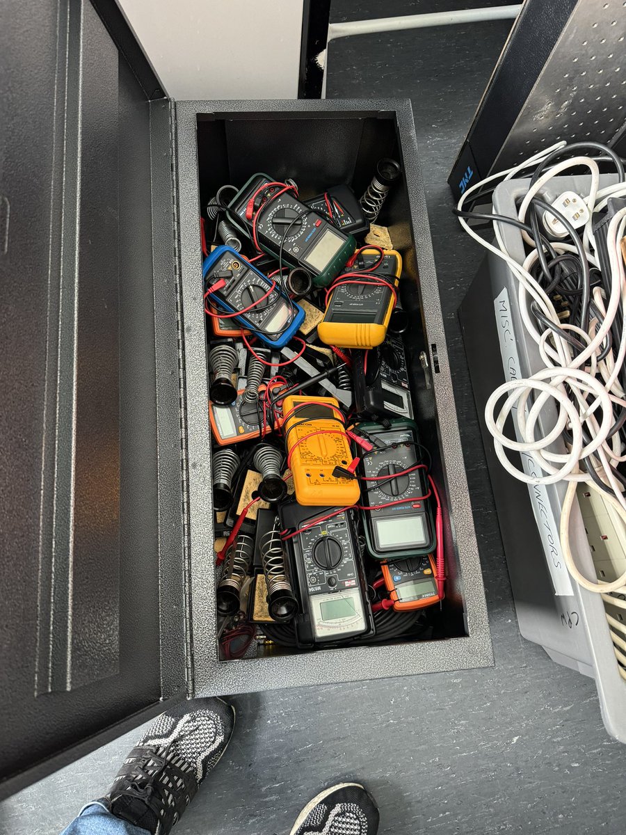 Rainbow Lab CVS-UoL tweet media