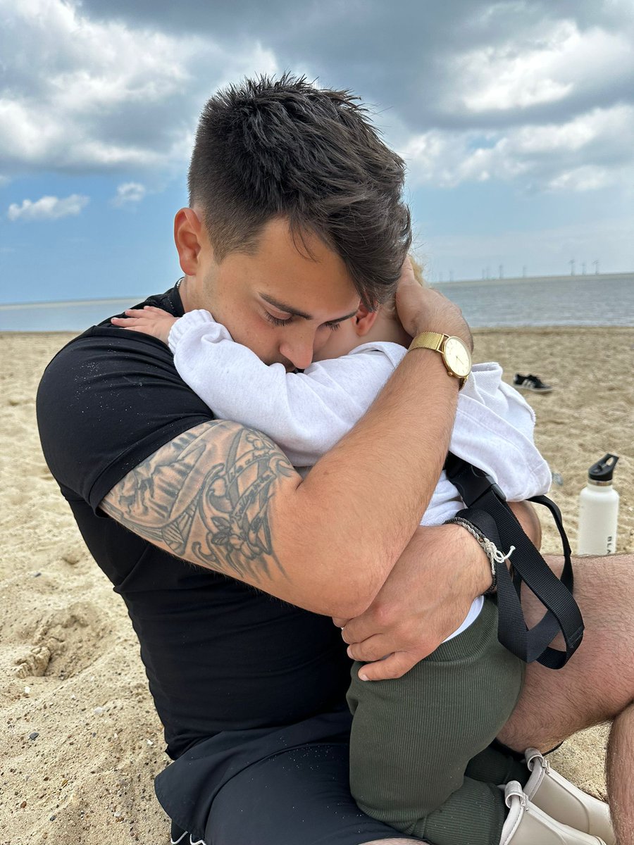 JField97's tweet image. 🌏💛