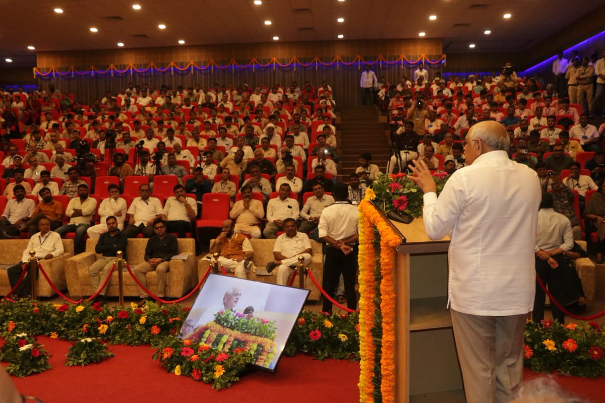 CMO Gujarat (@cmoguj) on Twitter photo เชฎเซเชเซเชฏเชฎเชเชคเซเชฐเซ เชถเซเชฐเซ เชญเซเชชเซเชจเซเชฆเซเชฐเชญเชพเช เชชเชเซเชฒ เชธเชพเชธเชฃ เชเซเชฐ เชเชพเชคเซ เชฐเชพเชเซเชฏเชจเชพ เชตเชจ เชตเชฟเชญเชพเช เชฆเซเชตเชพเชฐเชพ เชตเชจ เช
เชจเซ เชชเชฐเซเชฏเชพเชตเชฐเชฃ เชฎเชเชคเซเชฐเซ เชถเซเชฐเซ เชฎเซเชณเซเชญเชพเช เชฌเซเชฐเชพ เชคเชฅเชพ เช
เชจเซเชฏ เชฎเชนเชพเชจเซเชญเชพเชตเซเชจเซ เชเชชเชธเซเชฅเชฟเชคเชฟเชฎเชพเช เชเชฏเซเชเชฟเชค เชเชเชจเชพ โเชตเชฟเชถเซเชต เชธเชฟเชเชน เชฆเชฟเชตเชธโเชจเซ เชเชเชตเชฃเซเชฎเชพเช เชธเชนเชญเชพเชเซ เชฅเชฏเชพ เชนเชคเชพ. เชฎเซเชเซเชฏเชฎเชเชคเซเชฐเซเชถเซเชฐเซเช โเชตเชฟเชถเซเชต เชธเชฟเชเชน เชฆเชฟเชตเชธโ เชจเซ เชเซเชเชฐเชพเชค เชฎเชพเชเซ เชเซเชฐเชตเชจเซ เชฆเชฟเชตเชธ เชเชฃเชพเชตเชคเชพเช เชฎเซเชเซเชฏเชฎเชเชคเซเชฐเซ เชถเซเชฐเซ เชญเซเชชเซเชจเซเชฆเซเชฐเชญเชพเช เชชเชเซเชฒ เชธเชพเชธเชฃ เชเซเชฐ เชเชพเชคเซ เชฐเชพเชเซเชฏเชจเชพ เชตเชจ เชตเชฟเชญเชพเช เชฆเซเชตเชพเชฐเชพ เชตเชจ เช
เชจเซ เชชเชฐเซเชฏเชพเชตเชฐเชฃ เชฎเชเชคเซเชฐเซ เชถเซเชฐเซ เชฎเซเชณเซเชญเชพเช เชฌเซเชฐเชพ เชคเชฅเชพ เช
เชจเซเชฏ เชฎเชนเชพเชจเซเชญเชพเชตเซเชจเซ เชเชชเชธเซเชฅเชฟเชคเชฟเชฎเชพเช เชเชฏเซเชเชฟเชค เชเชเชจเชพ โเชตเชฟเชถเซเชต เชธเชฟเชเชน เชฆเชฟเชตเชธโเชจเซ เชเชเชตเชฃเซเชฎเชพเช เชธเชนเชญเชพเชเซ เชฅเชฏเชพ เชนเชคเชพ. เชฎเซเชเซเชฏเชฎเชเชคเซเชฐเซเชถเซเชฐเซเช โเชตเชฟเชถเซเชต เชธเชฟเชเชน เชฆเชฟเชตเชธโ เชจเซ เชเซเชเชฐเชพเชค เชฎเชพเชเซ เชเซเชฐเชตเชจเซ เชฆเชฟเชตเชธ เชเชฃเชพเชตเชคเชพเช