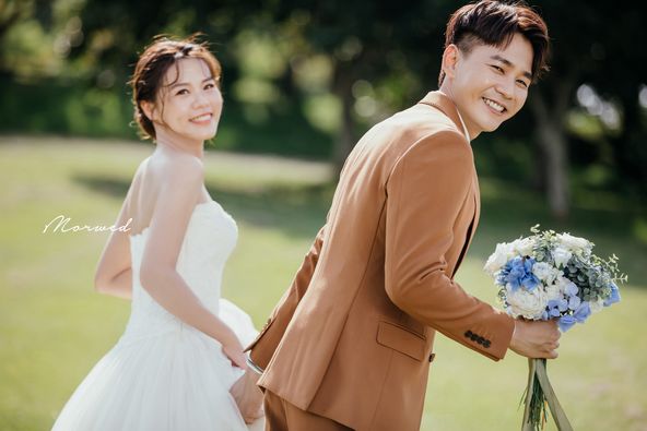 deamorwedding's tweet photo. Just one look at you, and I know it's gonna be.
via https://t.co/05bKpGX6Xa
photo by 台中MOR婚紗攝影工坊 https://t.co/qgJfJSw631