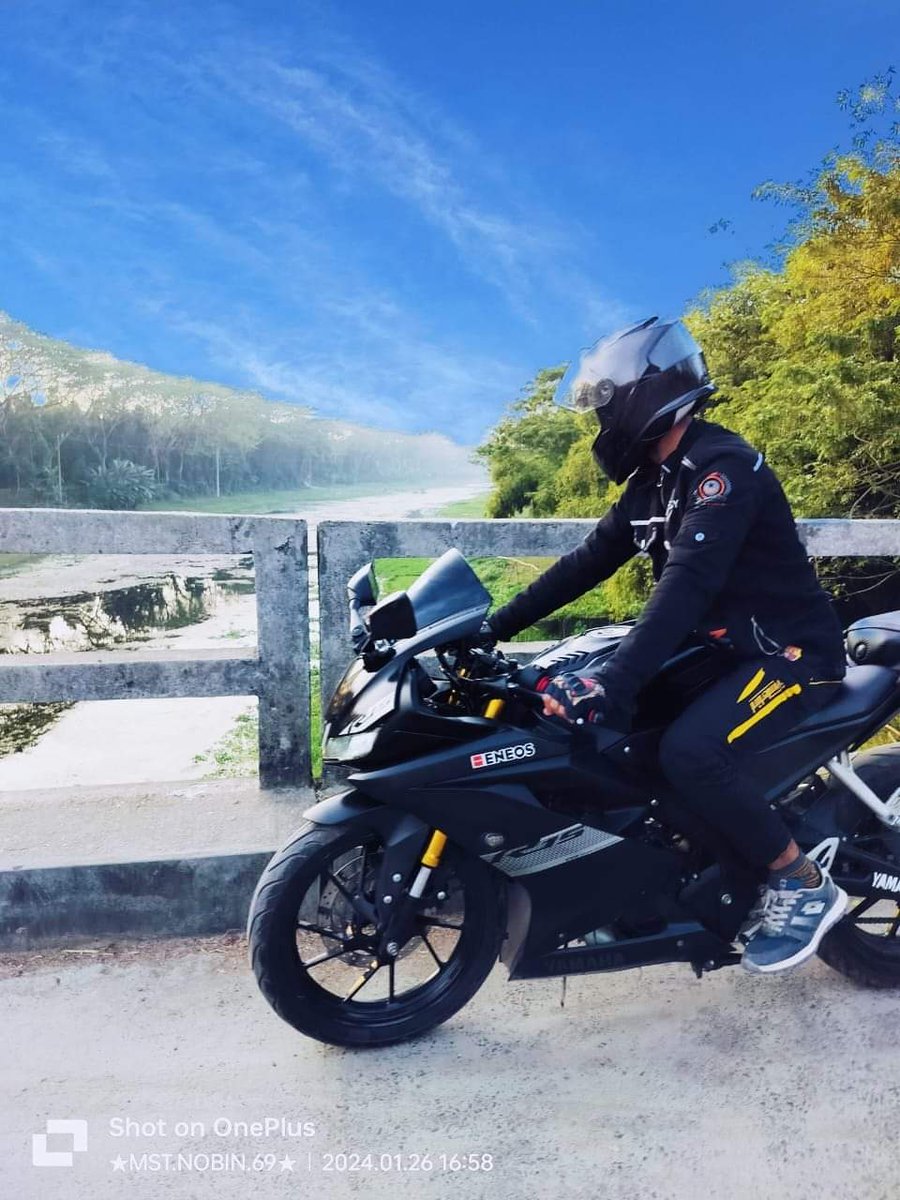 No need gf only love bike🥰🥰
Single i's best but amar gf nai dekhe bollam😁