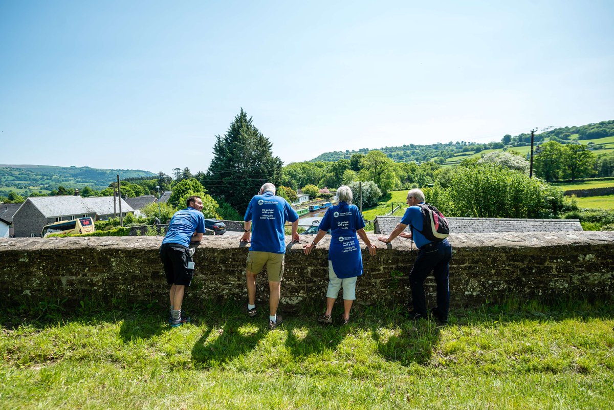 Canal & River Trust (@canalrivertrust) on Twitter photo Across our waterways, we have thousands of dedicated volunteers helping us care for our canals and rivers, keeping them tidy, navigable and in top shape π 
Here are just a few things theyβve been up to recently ππ§΅ Across our waterways, we have thousands of dedicated volunteers helping us care for our canals and rivers, keeping them tidy, navigable and in top shape π 
Here are just a few things theyβve been up to recently ππ§΅