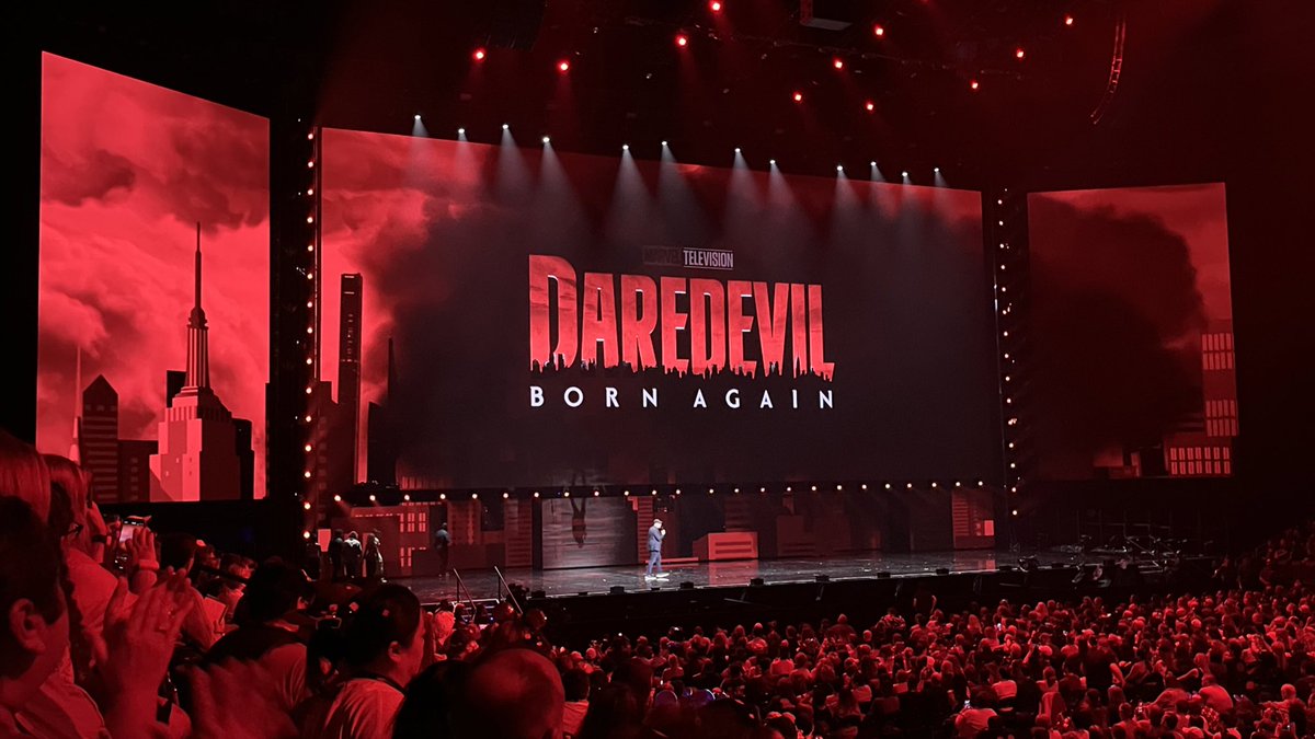 LaGuardiaMX's tweet photo. #Emocionados estamos con la #D23 🤩
🔶 Por fin tenemos el primer y esperado vistazo de #TheFantasticFour.

🔶 Nelson, Murdock & Page regresarán en la nueva temporada de #DaredevilBornAgain.

��� El manto del Cap ahora le pertenece a Sam Wilson y demostrará si es digno en #CaptainAmericaBraveNewWorld.

#LaGuardiaMX📰