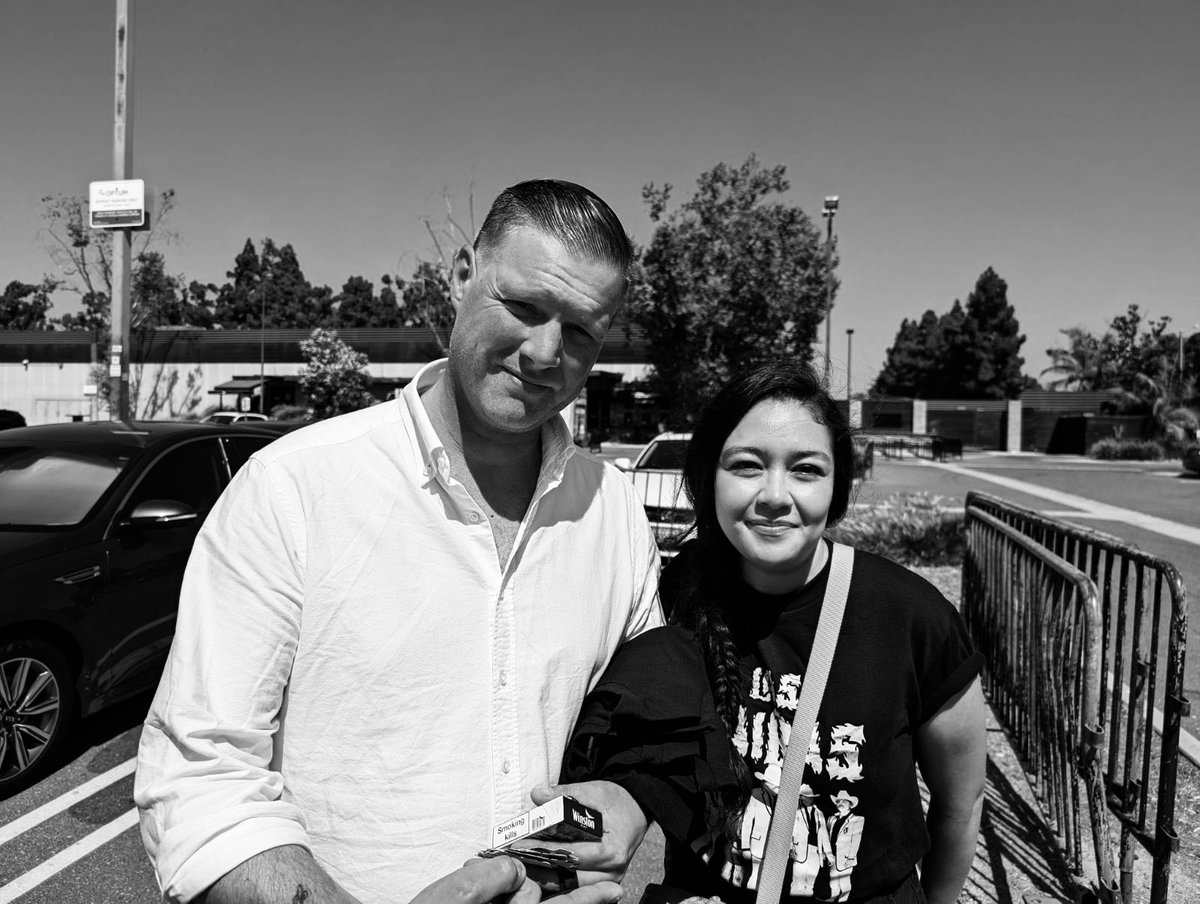 Deelhi's tweet photo. I made a shirt of my favorite band, Las Jaibas ❤️‍🔥✨ @TheHives https://t.co/MJpJCc1wz5