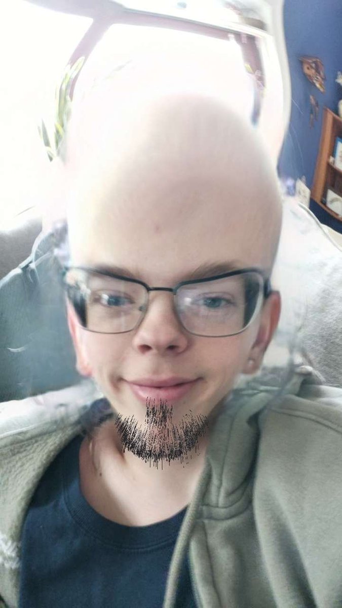 ravVEVO's tweet photo. @jamoisdum jamo's head wont stop pulsating... #greatmind https://t.co/vWhpavFXnb