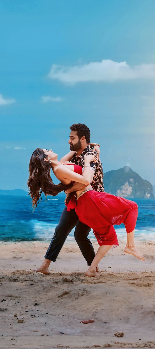 sandeep0871's tweet image. Vara @tarak9999 #Thangam #JanhviKapoor 🕺💃 mass dance number loading...

#Devara‌ 
#DevaraonSep27th 
#ManOfMassesNTR